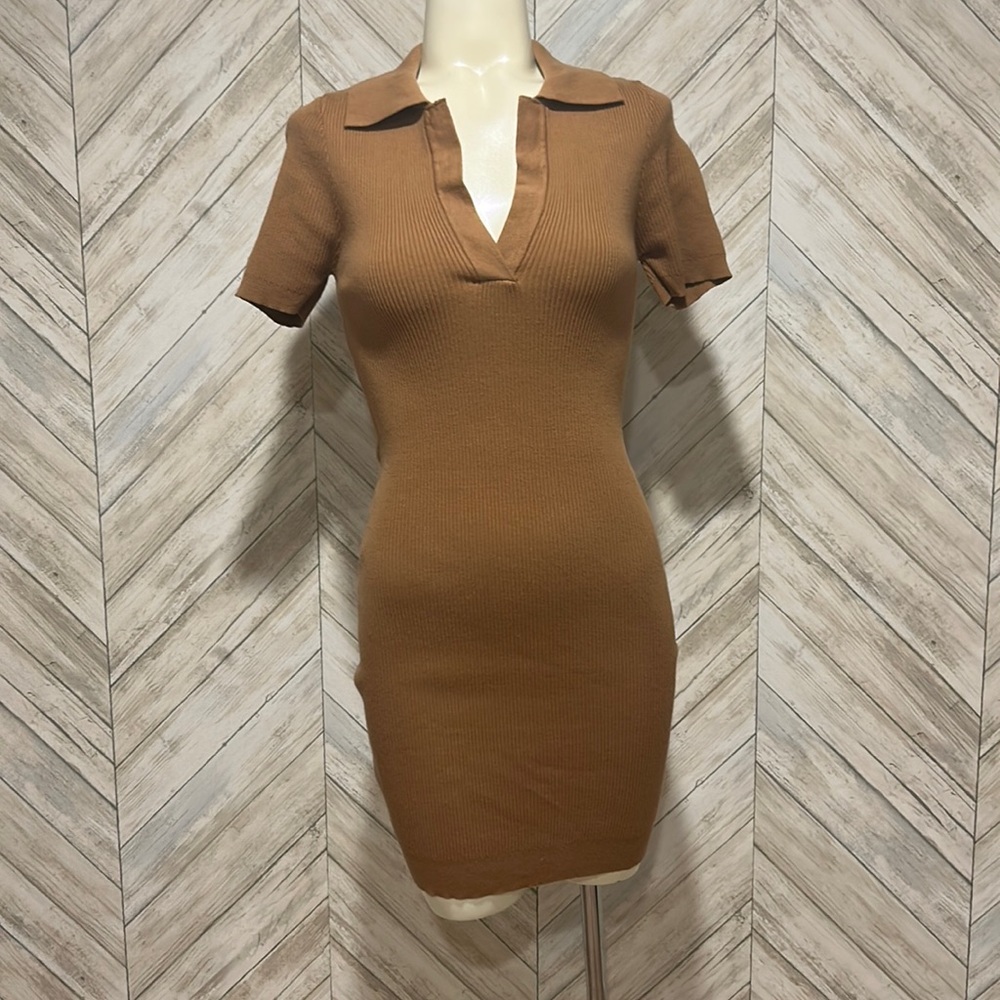 Line and dot Dress